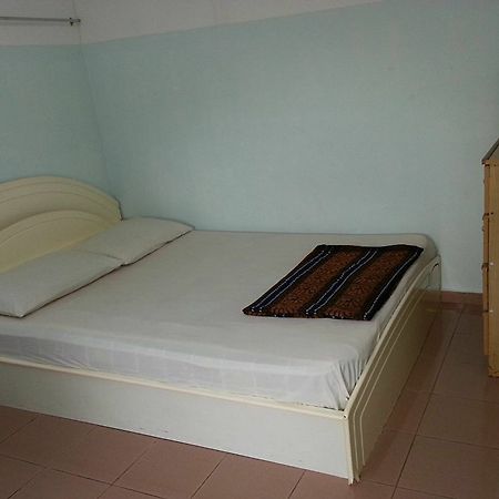 Et Budget Guest House Batu Feringgi Εξωτερικό φωτογραφία